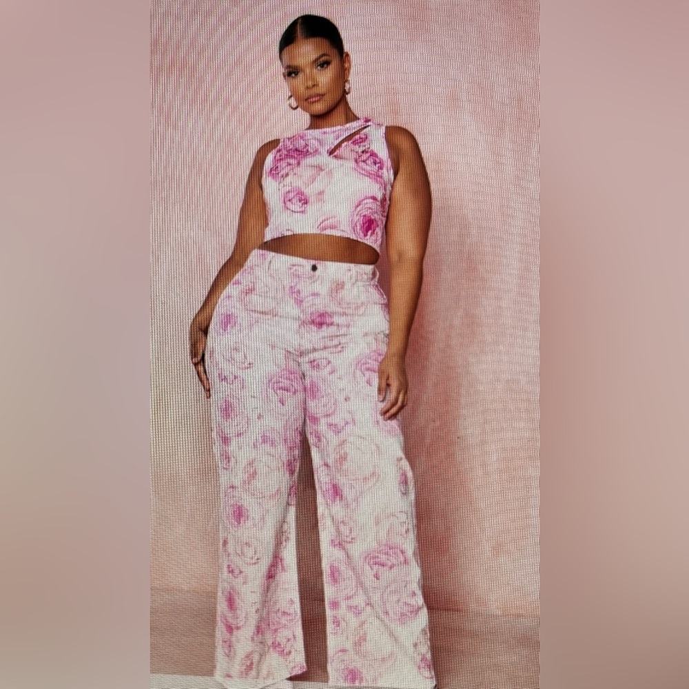 Floral Pink Wide-Leg Jeans - Women
